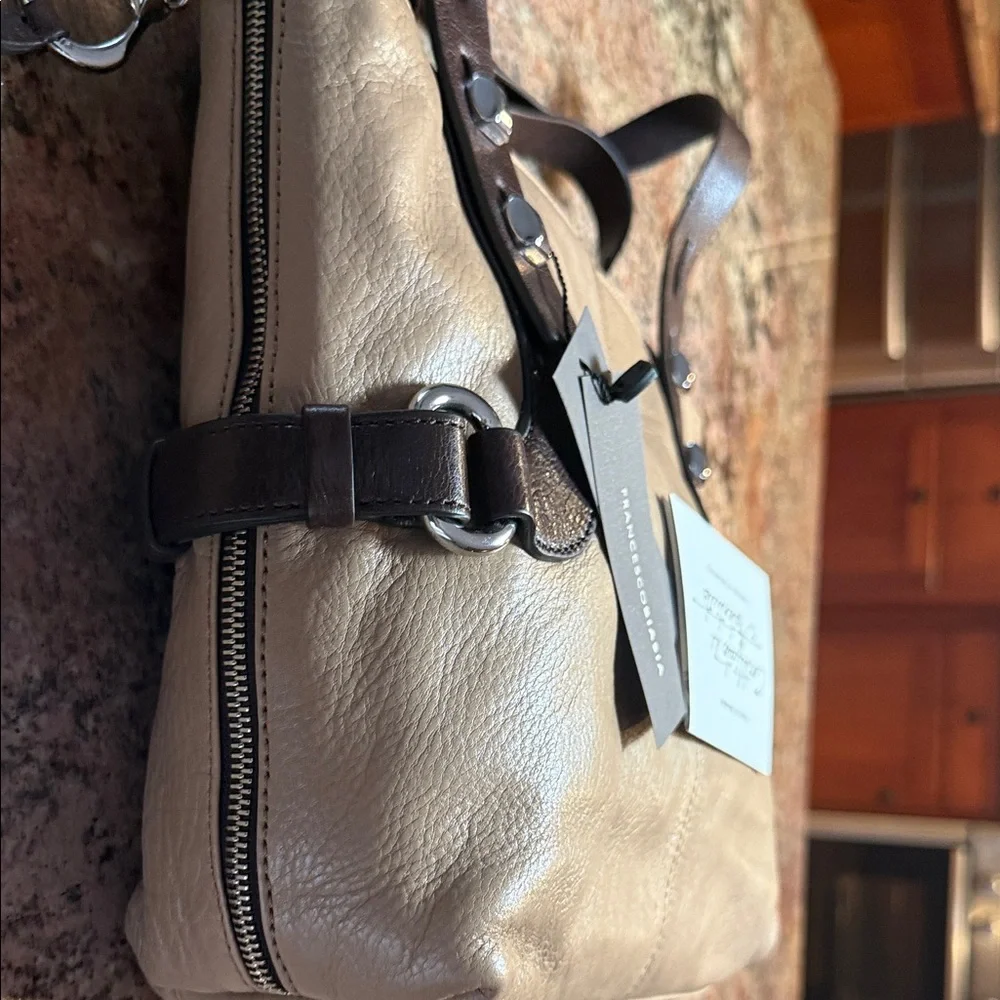 Francesco Biasia Beige Leather Shoulder Bag with Dark Brown Straps - Picture 8 of 16